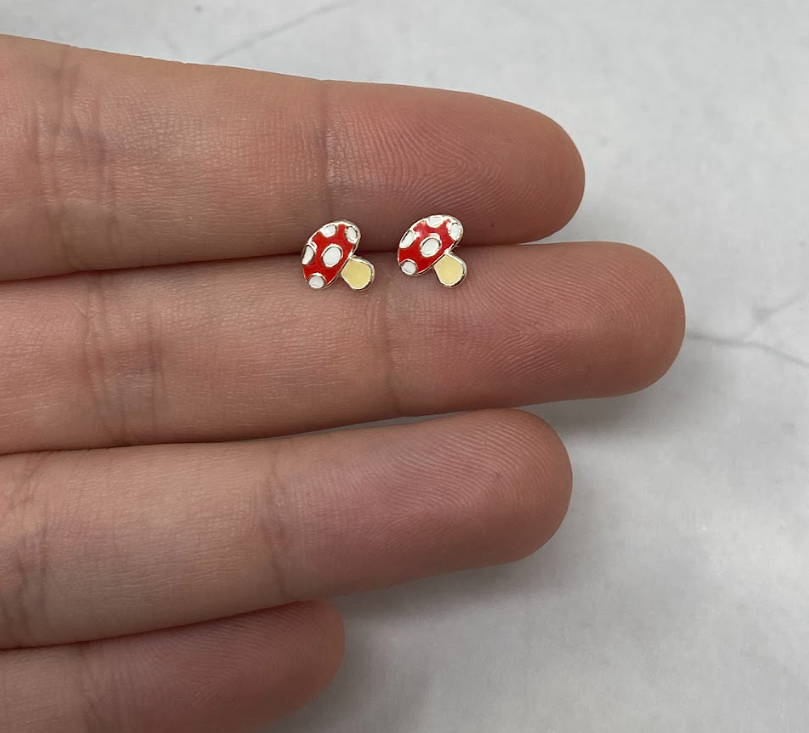 Mushroom Studs